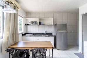 Departamento básico | Cocina privada