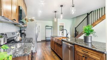 Microwave, oven, stovetop, dishwasher