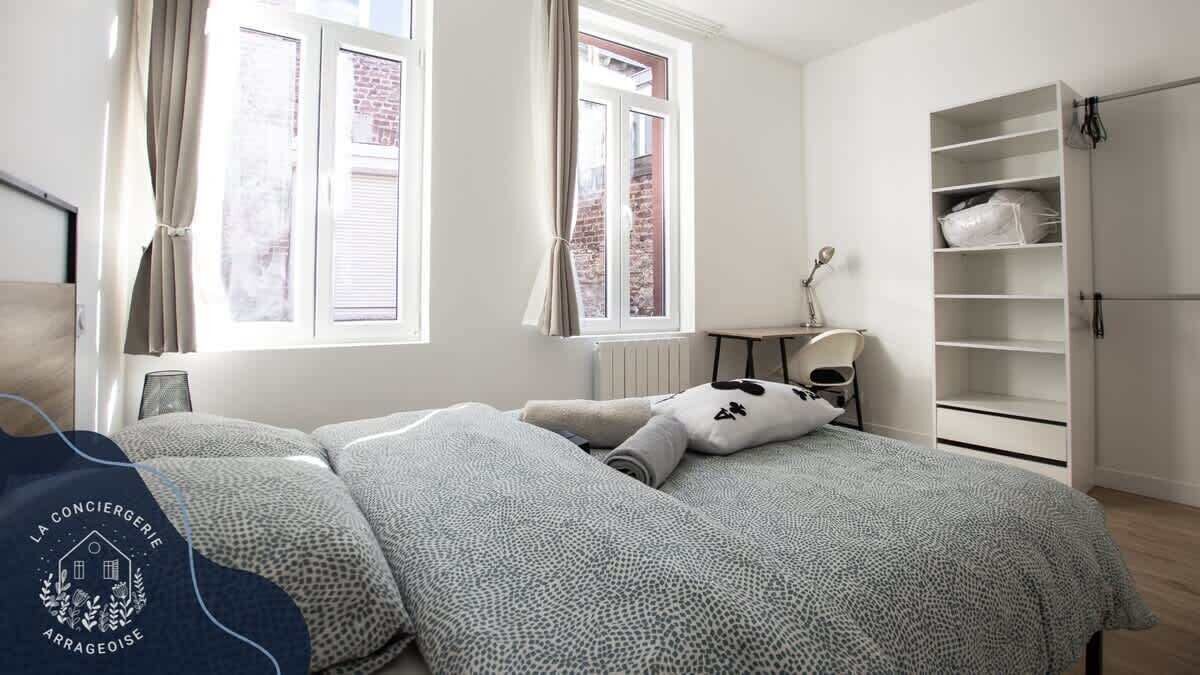 4 chambres, fer et planche à repasser, lit parapluie, Wi-Fi