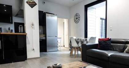 Apartment close to the squares with private outdoor area