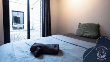 2 bedrooms, WiFi, bed sheets