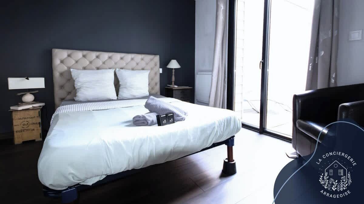 2 多间卧室、WiFi、床单