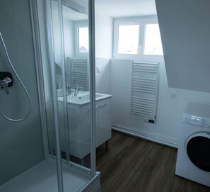 Bathroom - Chez Jean #4- Le Souplex (Lens)