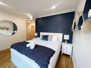 3 chambres, fer et planche à repasser, Wi-Fi gratuit, draps fournis