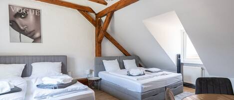 1 chambre, fer et planche à repasser, Wi-Fi, draps fournis