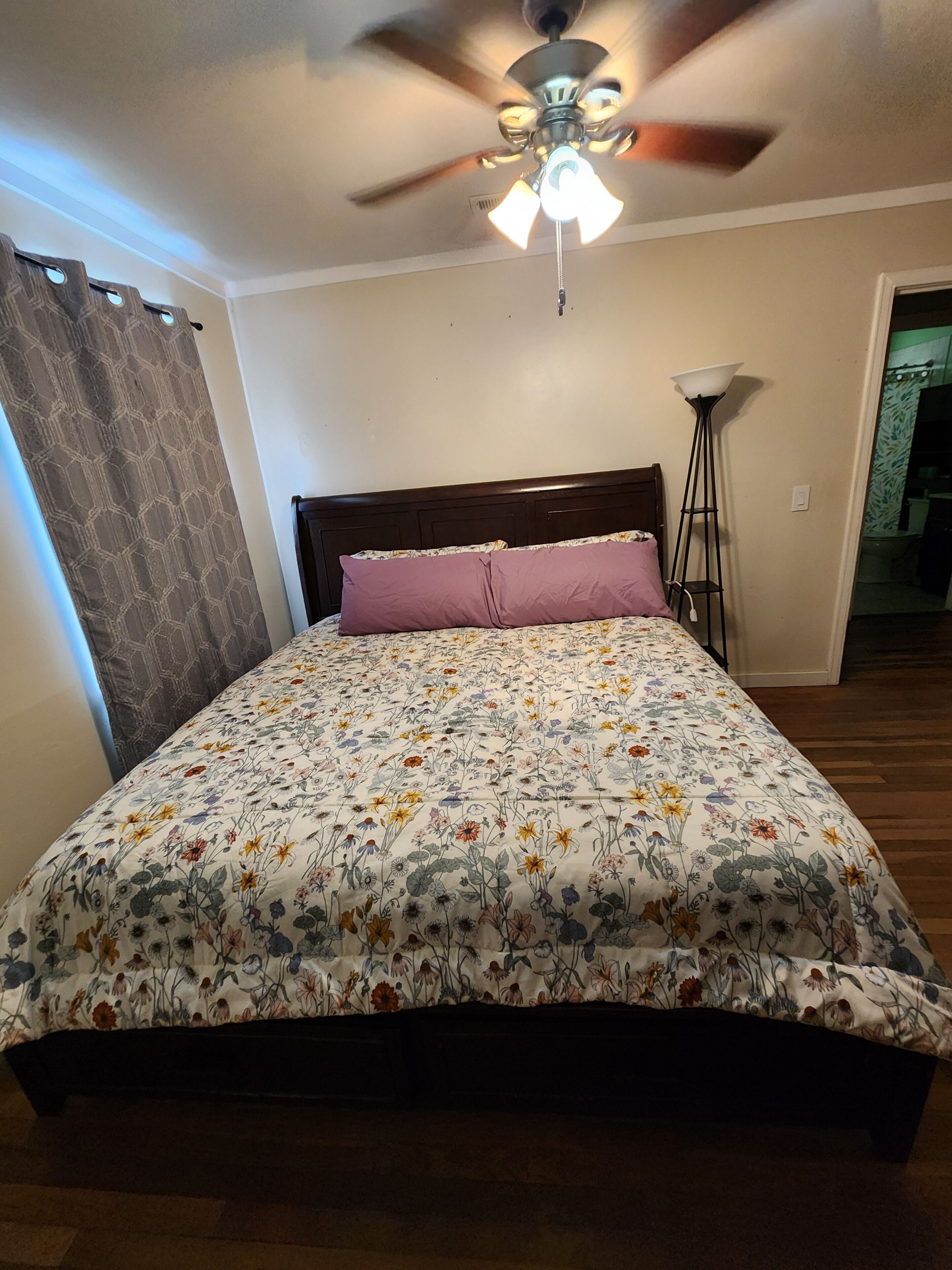 2 間睡房、熨斗/熨衫板、免費 Wi-Fi、床單