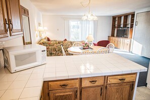 Interior - Waterfront Condo near Tryon Palace | Sleeps 4 (New Bern)