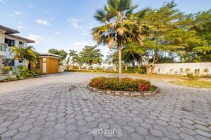 Basic Apartment | Property grounds