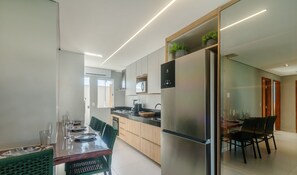 베이직 아파트 | 전용 주방 | 조리 도구/접시/주방 기구