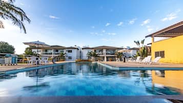 Piscina a l'aire lliure