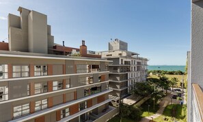 Basic Apartment | Exterior