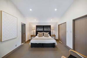 4 bedrooms, iron/ironing board, travel crib, WiFi