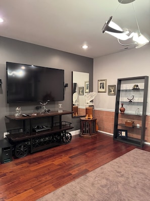 Interior - The Conclave Experience - 2 bed, 1.5 Bath (Indianapolis)
