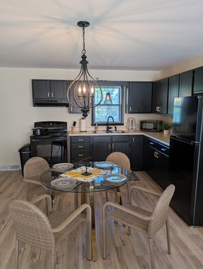 Private kitchen - Charming 2-bedroom fully furnished apartment near Oshkosh WI (Rosendale)