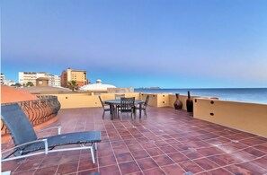 Outdoor dining - BEACHFRONT 🏖️ 5-bed 5 bath home in the 5-star Resort of Bella Sirena. (Puerto Peñasco)