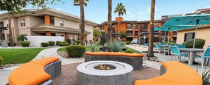Outdoor dining - 2 Bedroom Presidential in Central Arizona (Scottsdale)