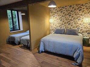 2 Schlafzimmer, Reisekinderbett, kostenloses WLAN