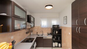 Fridge, microwave, oven, dishwasher