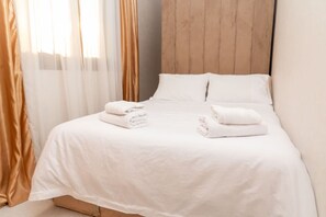 1 quarto, ferros/tábuas de passar roupa, berço de viagem, Wi-Fi