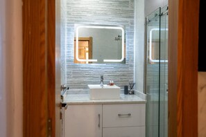 Hair dryer - Your Cozy Urban Retreat! (Tangier)