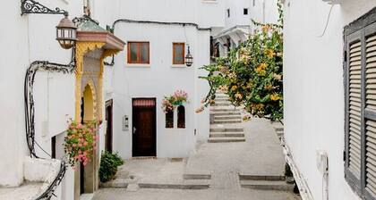 Kasbah Guesthouse : Suite With View for 3 Guests