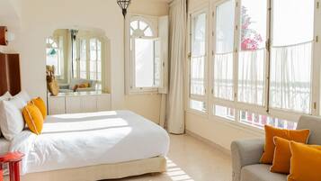 1 Schlafzimmer, Schreibtisch, BĂŒgeleisen/BĂŒgelbrett, WLAN