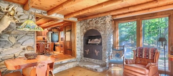 Log Home -WiFi-Pet Friendly-Pavilion