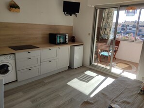 Iron/ironing board - St Cyprien, a cozy nest! Welcome to our home! (Saint-Cyprien)