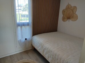 Iron/ironing board
