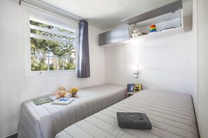 Stacaravan | 2 slaapkamers