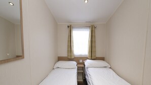 Mobile Unterkunft | 2 Schlafzimmer, Bettwäsche