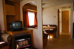 Mobile Home | Living room - Dutch House Near Lake Jamno and Beach (gmina Sianów)