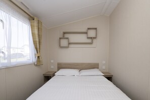 บ้านเคลื่อนที่ | 3 ห้องนอน, เตารีด/โต๊ะรีดผ้า, ผ้าปูที่นอน