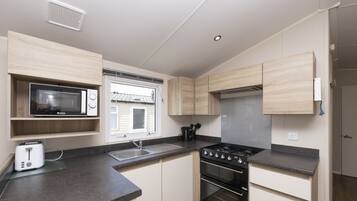 Mobile Home | Private kitchen