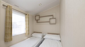 Unclassified image, 4 of 32, button - Sunrise Caravan by Belvilla (Looe)