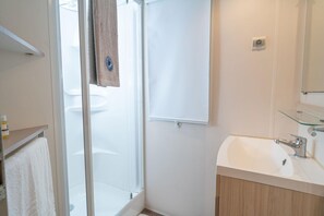流動式房屋 | 浴室