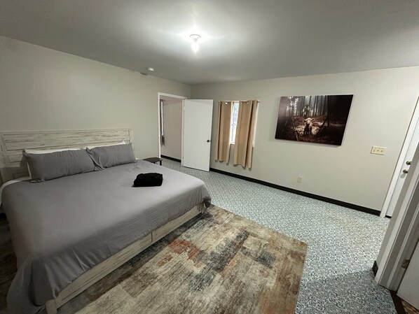1 bedroom, WiFi, bed sheets - Deluxe 1-bedroom double room in roadside motel Copperhill (Copperhill)