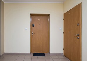 Interni