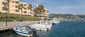 2 bedroom beautiful apartment in Taggia
