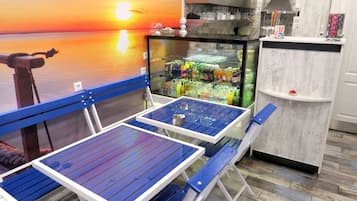 Desayuno completo (EUR 5 por persona)