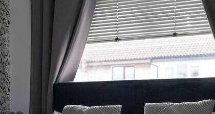 Spacious 3-bedroom home in central Belfast—walk to Cathedral Quarter