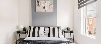 Modern 2-bed home with free on-street parking, fast Wi-Fi & family amenities.