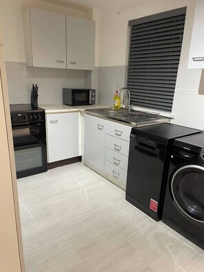 Fridge, microwave, oven, dishwasher