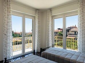 2 bedrooms, internet