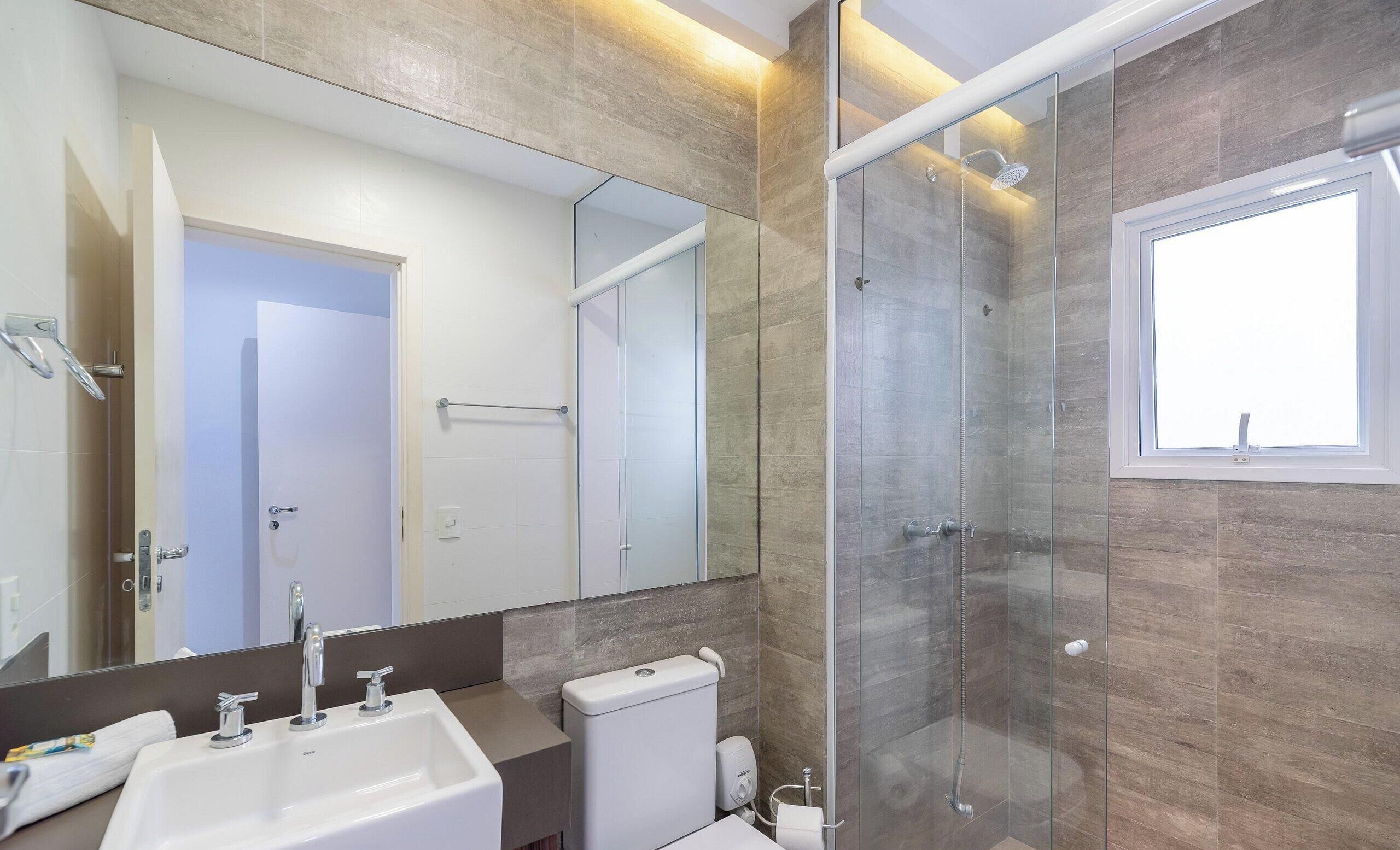 Apartamento básico | Banheiro