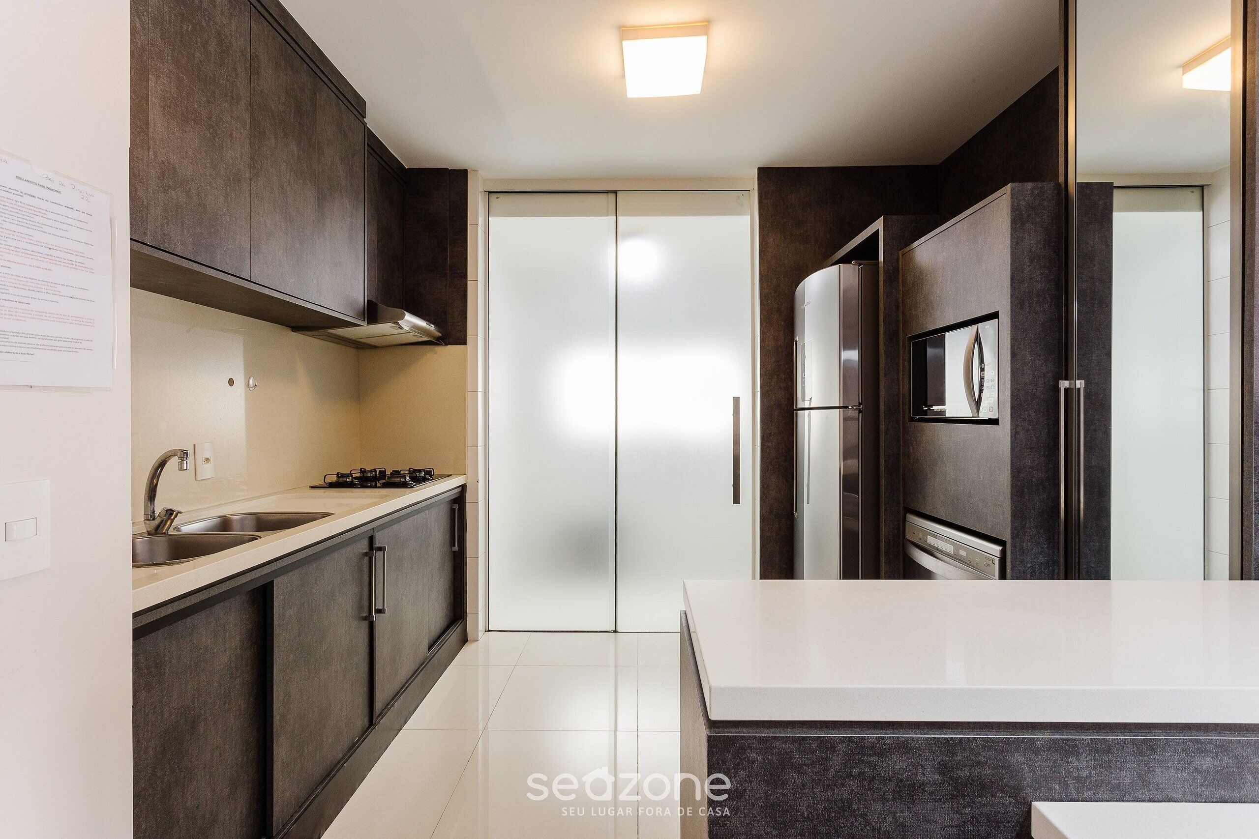 Basic Apartment | Private kitchen | Cookware/dishes/utensils