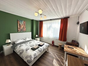 1 室のベッドルーム、アイロン / アイロン台、WiFi、ベッドシーツ