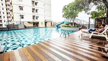 Utomhuspool