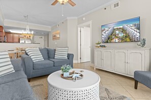 Smart TV - Waterscape A630 ~ Beachy-Chic ~ Beach View ~ Free Beach Service (Fort Walton Beach)