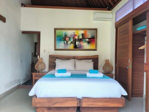 2 chambres, fer et planche à repasser, Wi-Fi, draps fournis